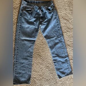 Levi’s 501 medium wash men’s jean size 36x32